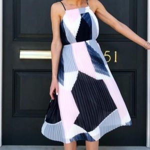 Banana republic print pleated fit and flare dress